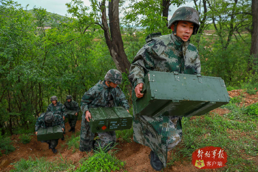 兄弟枪战游戏_兄弟累死枪火游戏视频_累死枪火兄弟连的游戏