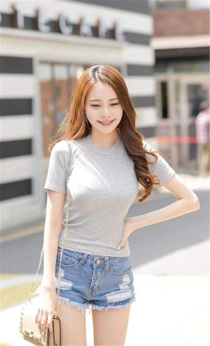 休闲热裤_热裤清纯_清纯热裤美女图片