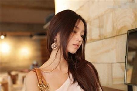 玩女孩子的游戏_玩游戏的女孩子都是什么心理_带女孩玩游戏
