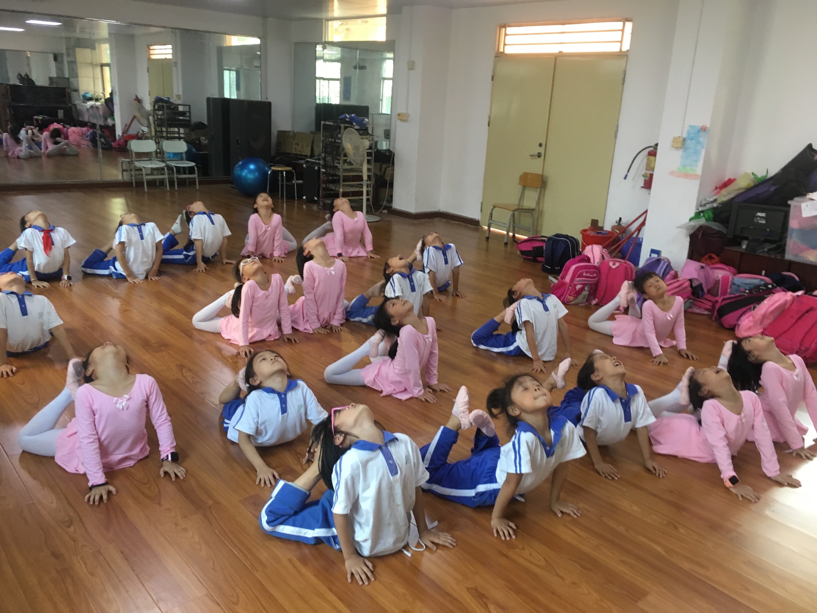 可爱学妹的头像_可爱学生妹_可爱学生女