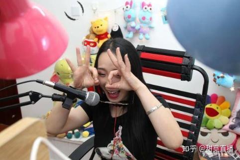 那个游戏直播平台好看_真人直播软件哪个好看_好看直播