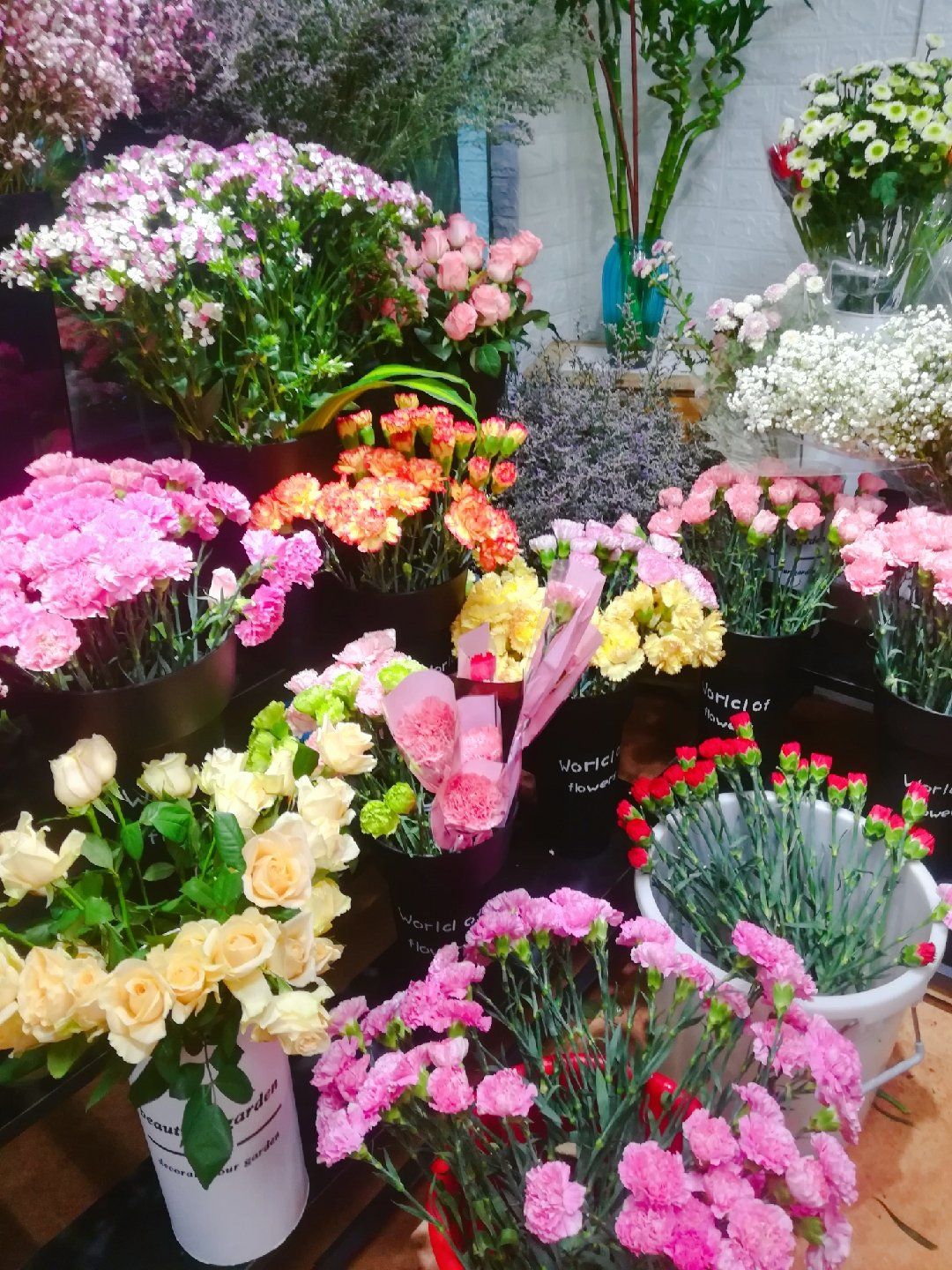 花樽与花_花吱_花戎
