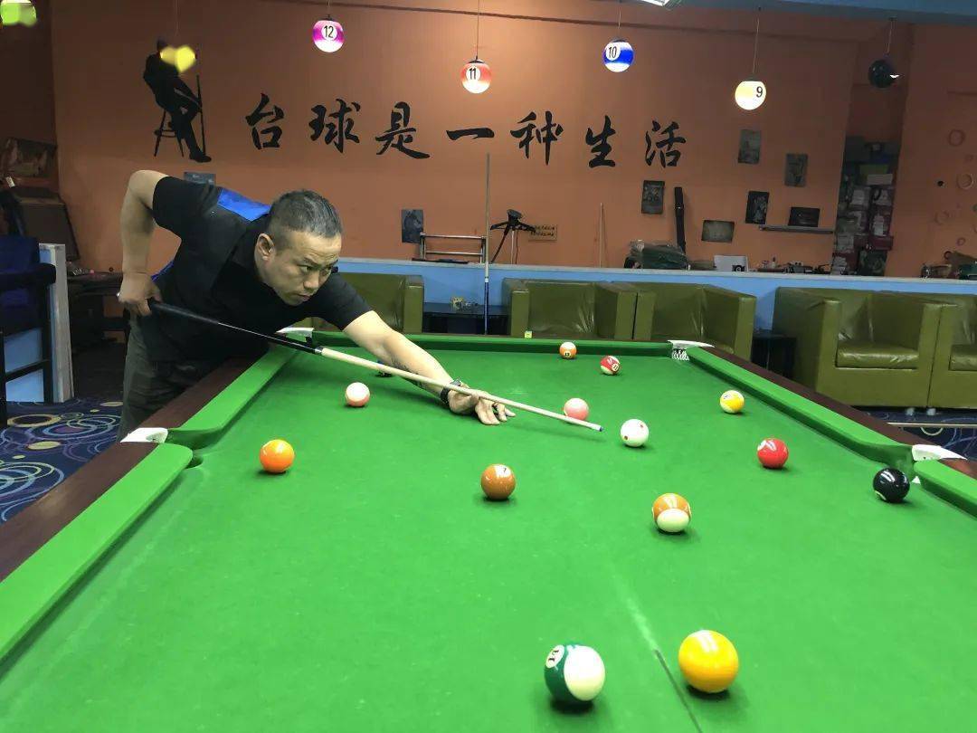 精英台球俱乐部_精英台球桌_台球精英