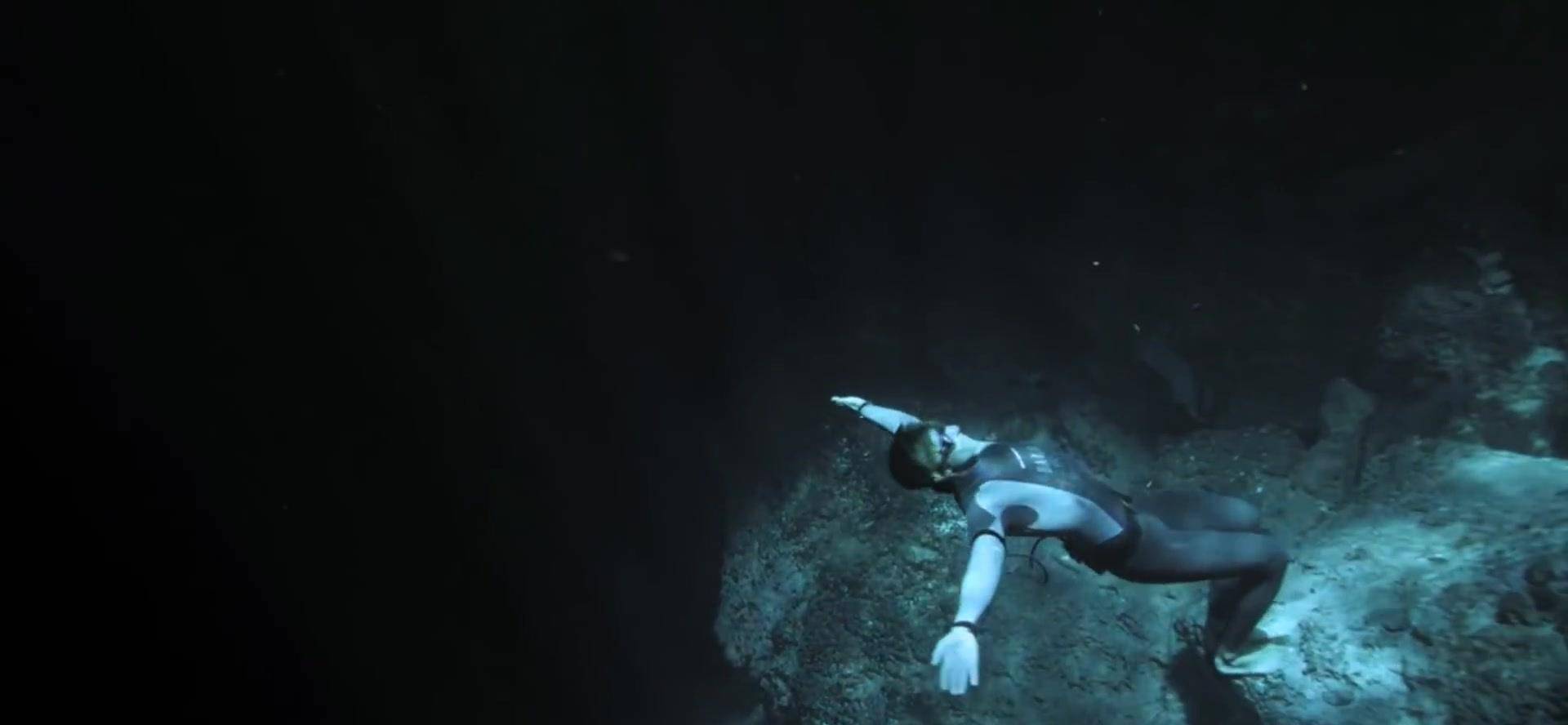 深海超越_深海超越手机版下载_深海超越好玩吗