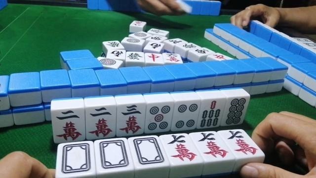 四人打麻将_四人麻将打法_四人麻将打法图解