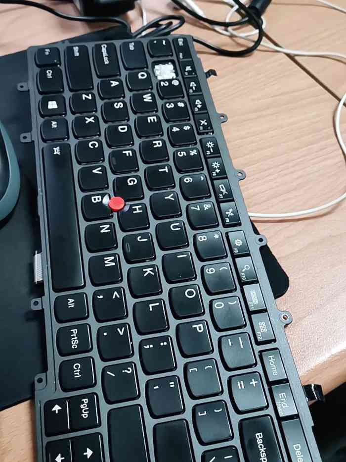 用键盘玩手机游戏需要什么软件_手机实体键盘玩游戏没有反应_用手机玩游戏键盘没反应