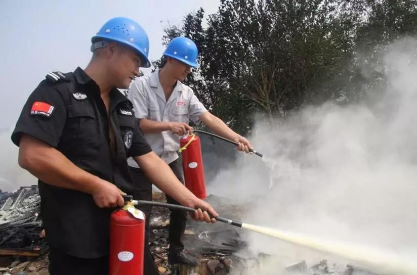 手机救火游戏_游戏手机起火怎么办_起火软件