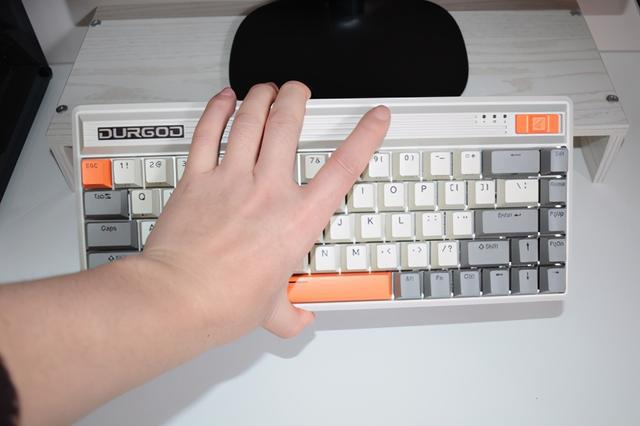 按键键盘设置手机游戏模式_手机游戏键盘怎么设置按键_游戏键盘手机按键设置