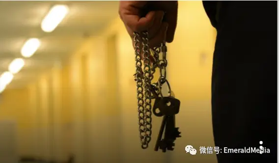 监狱里面的游戏_坐监狱手机游戏_监狱的手机游戏