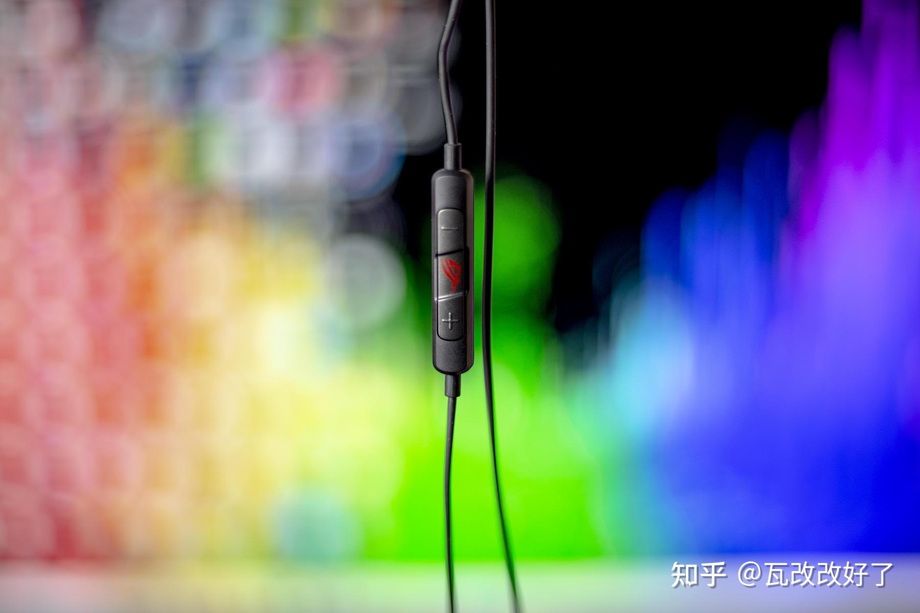 玩游戏时怎么打开手机耳机_耳机玩打开手机游戏时没声音_耳机打开游戏就有杂音