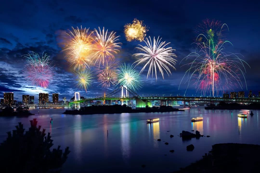 俄罗斯方块手机版下载游戏_夏日烟花祭游戏下载手机版_下载新商盟网上订烟手机版