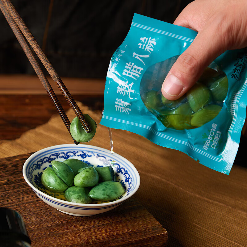 蒜腊八蒜怎么腌_腊八蒜怎么做_大厨做腊八蒜