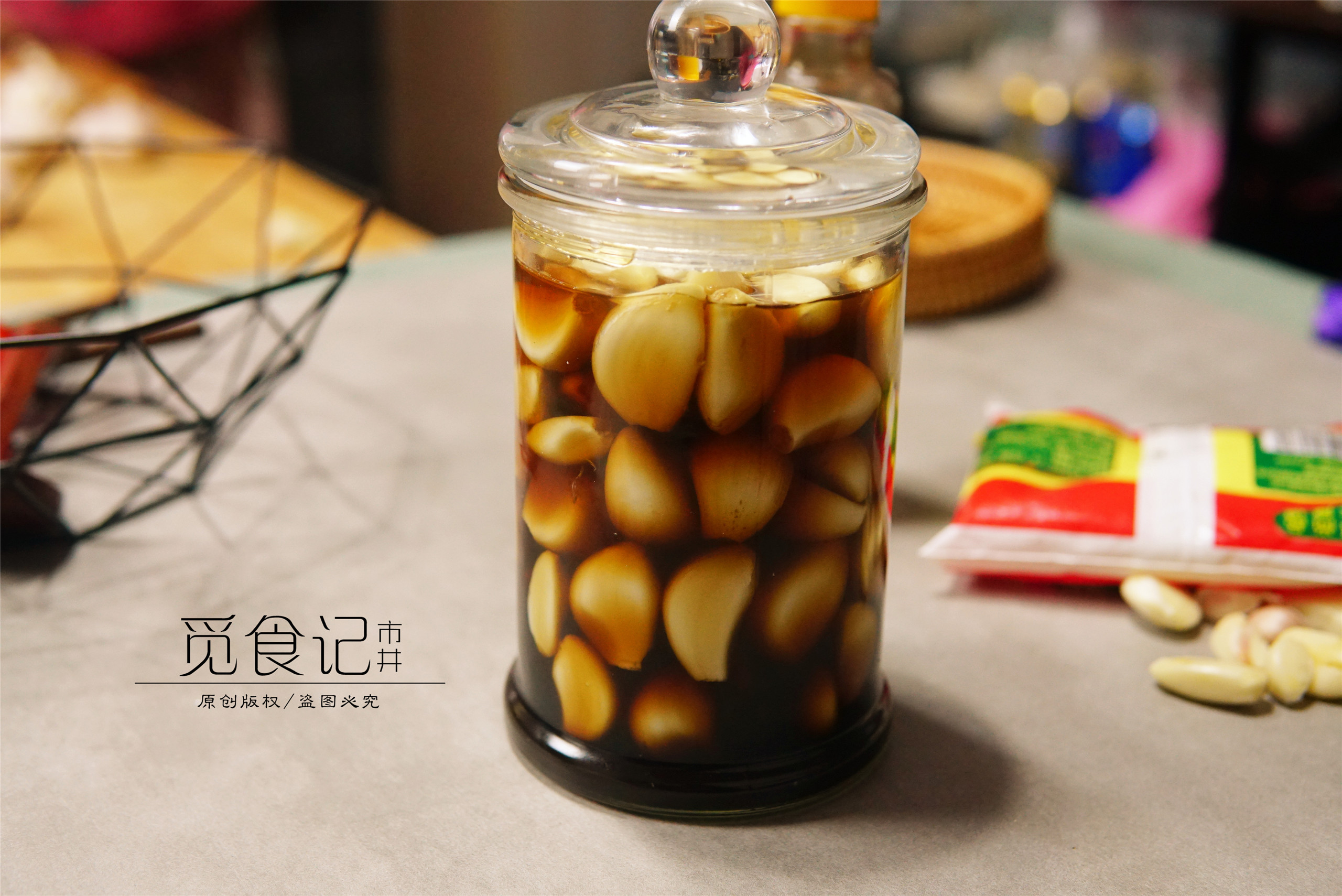 大厨做腊八蒜_蒜腊八蒜怎么腌_腊八蒜怎么做