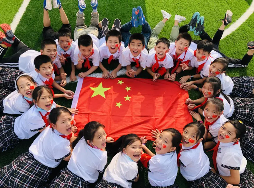 孤独手机游戏推荐_永不孤独手机游戏_孤独感很强的手机游戏