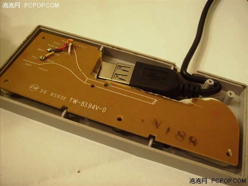 手柄游戏手机_手柄操作手机游戏_自己做的一款手机游戏手柄
