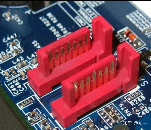 固态硬盘怎么安装_固态硬盘安装好了电脑里找不到_固态硬盘安装教程