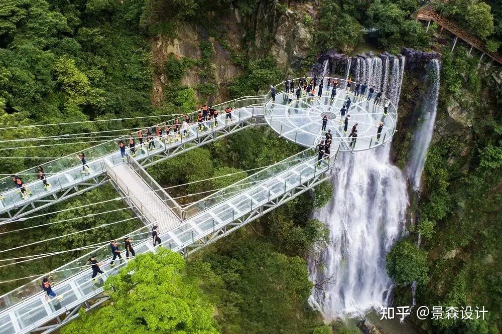 玩游戏把手机屏幕按碎了_碎屏幕玩按手机游戏会怎么样_碎屏幕玩按手机游戏会卡吗