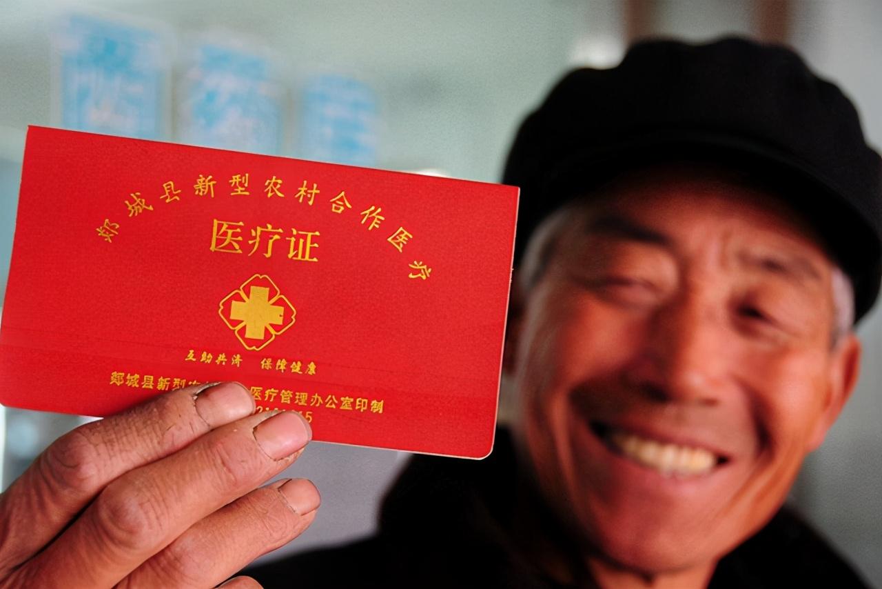 手机正玩游戏突然黑屏_游戏玩着玩着突然黑屏手机_手机黑屏游戏就掉线