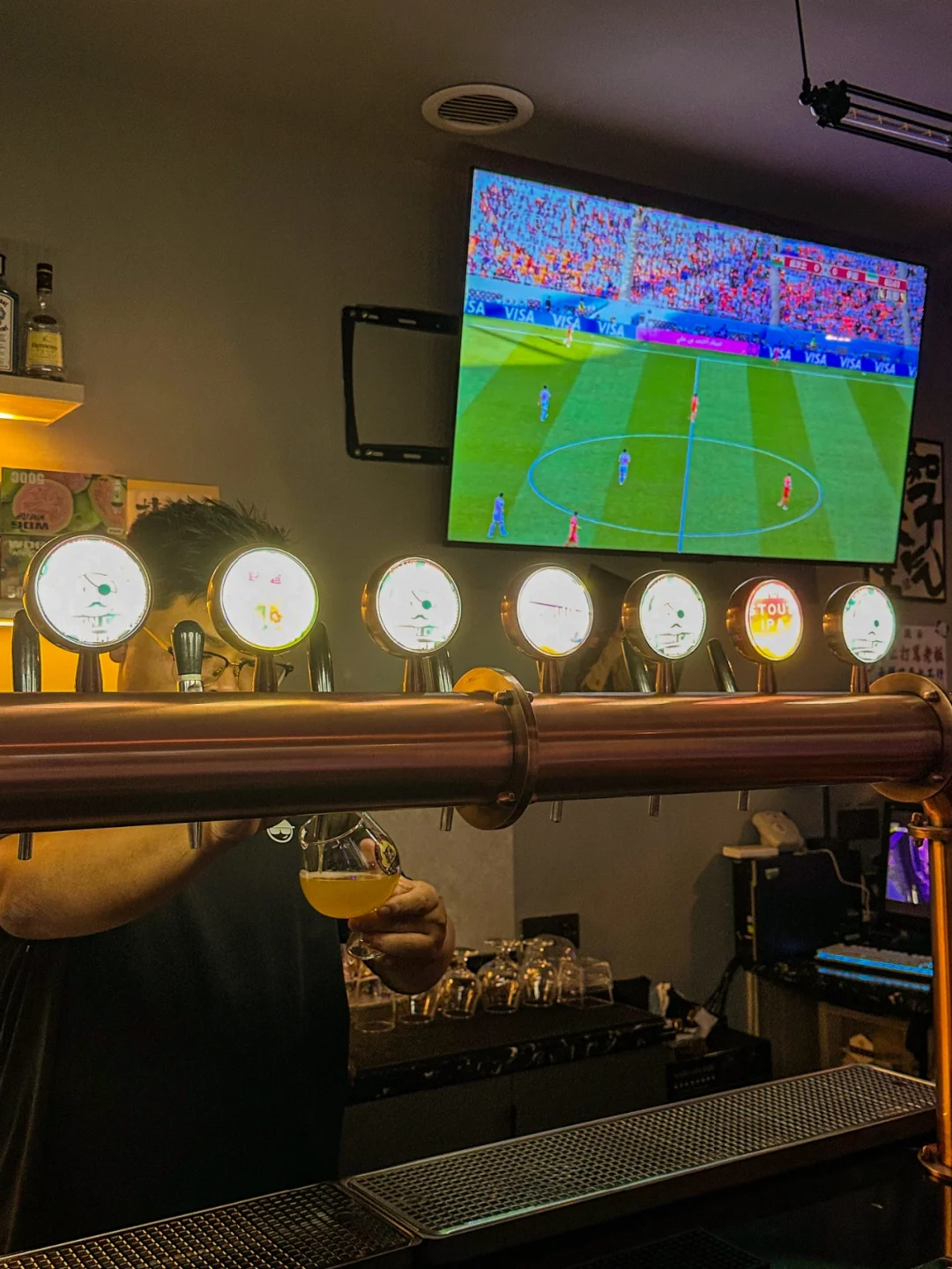宿舍里喝酒_宿舍喝酒真实照片_宿舍手机喝酒游戏