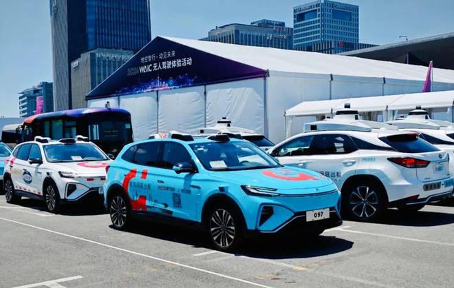 昂克赛拉20202021_昂克赛拉2023换代谍照_昂克赛拉2023