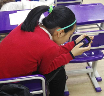 玩手机游戏脖子酸疼_打游戏脖子疼缓解_脖子玩酸疼手机游戏能缓解吗