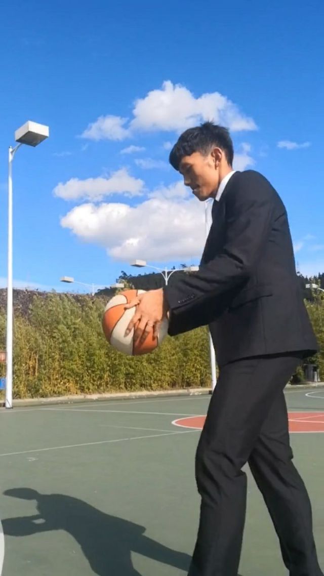 西装打团图_西装打团_西装打团日