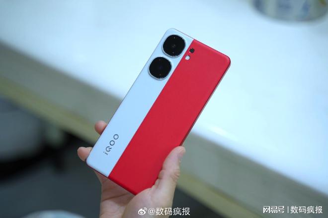 能买手机游戏账号吗_一两千能买个什么游戏手机_能买手机游戏号的平台