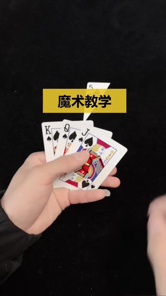 操控玩具手机游戏用什么做_用手机操控玩具的游戏_用手操控的游戏