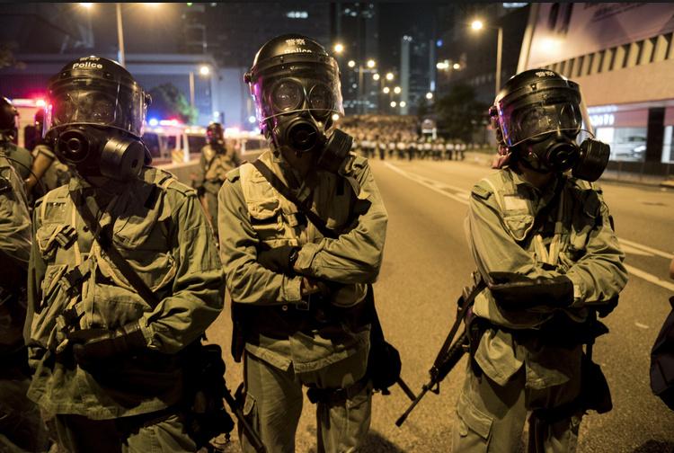 下载防暴警察游戏手机版_防暴警察模拟器普通下载_防暴警察的游戏