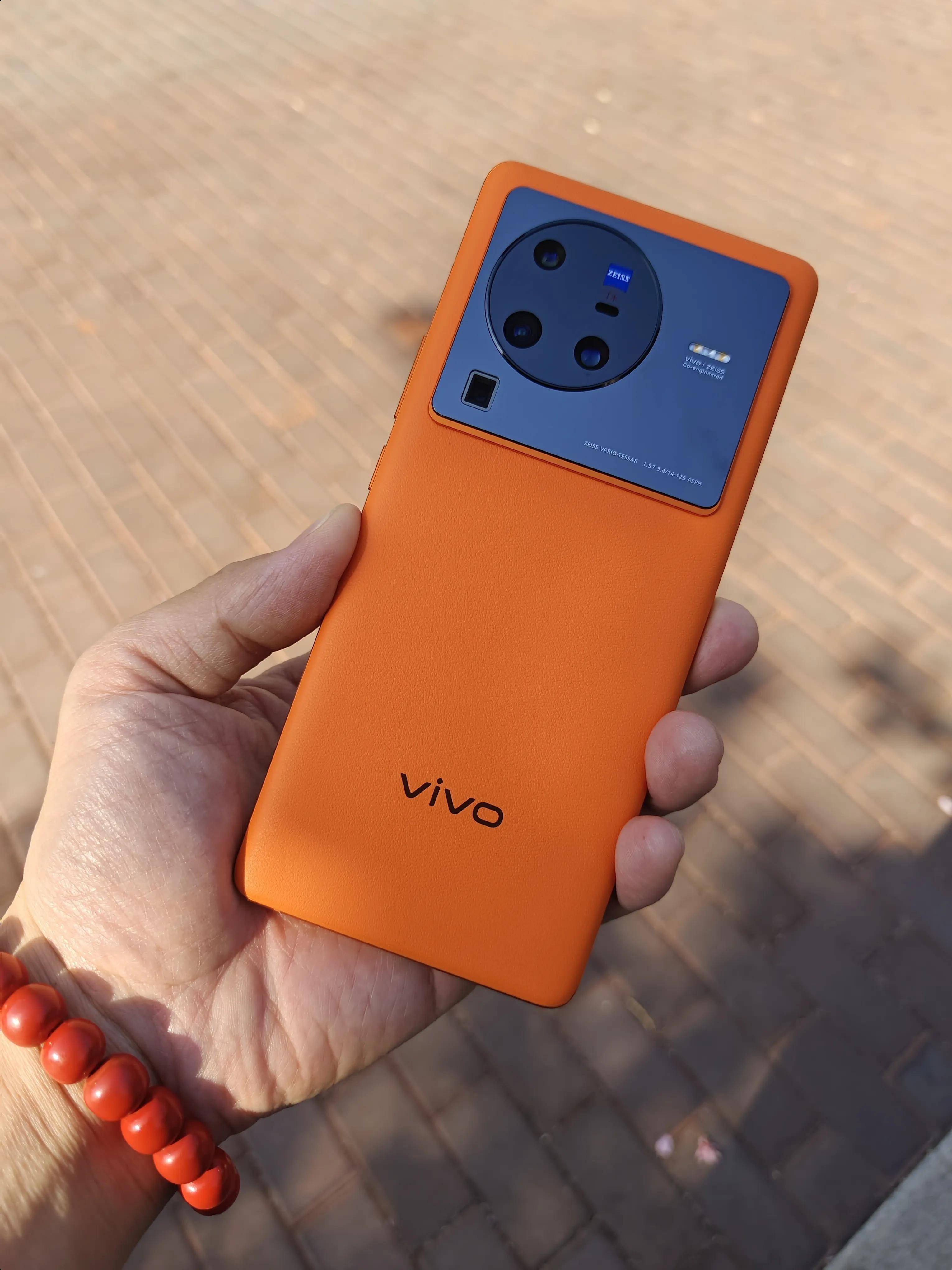 玩游戏适合的vivo手机_适合玩手机游戏的地方_适合玩手机游戏的耳机